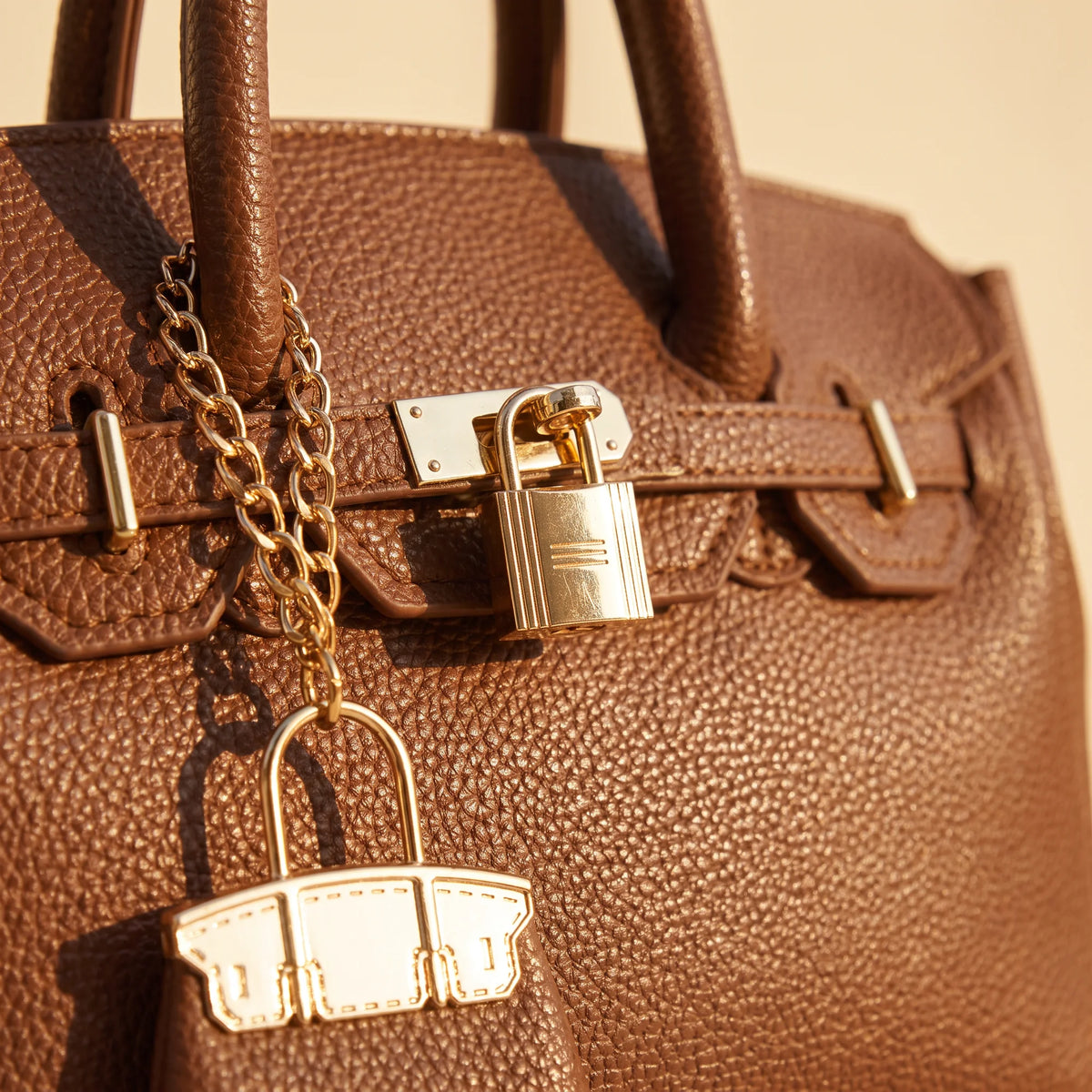 THE DUBAI BAG — BROWN