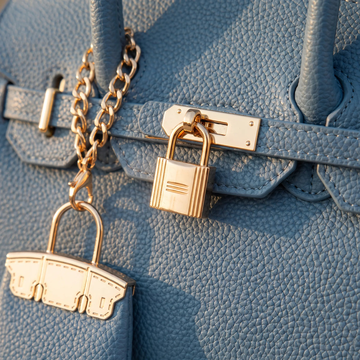 THE DUBAI BAG — BLUE